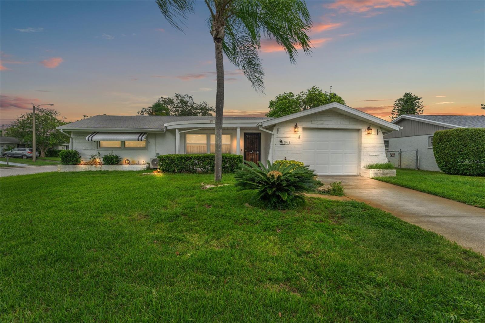 7015 Flaggler Dr