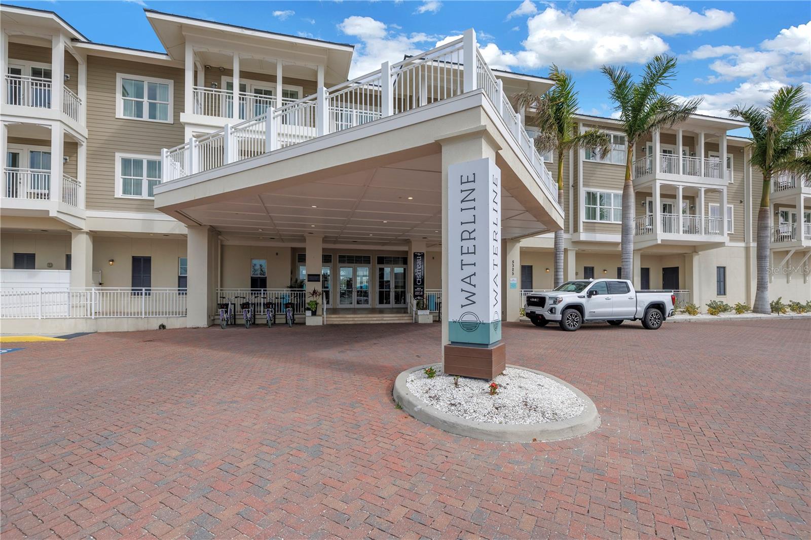 5325 Marina Dr #128