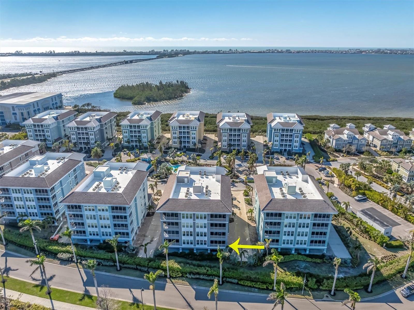 383 Aruba Cir #102
