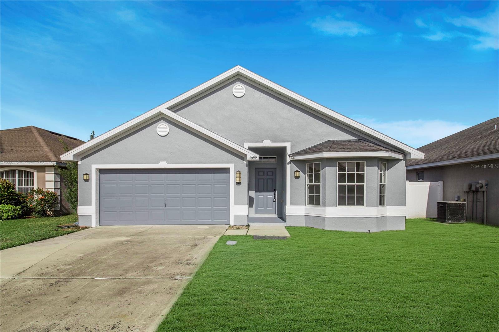 4099 Island Lakes Dr