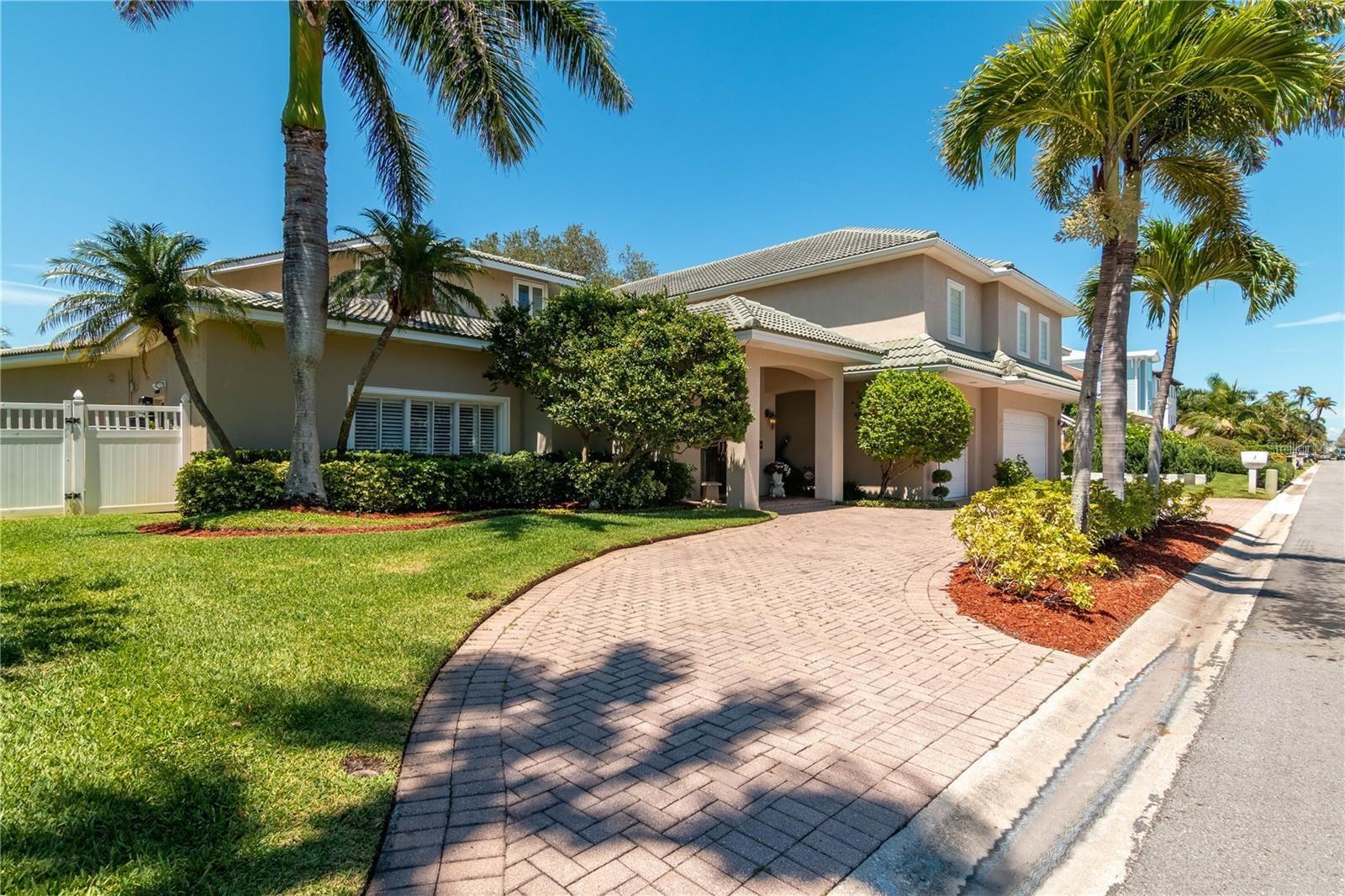 3 Paradise Ln