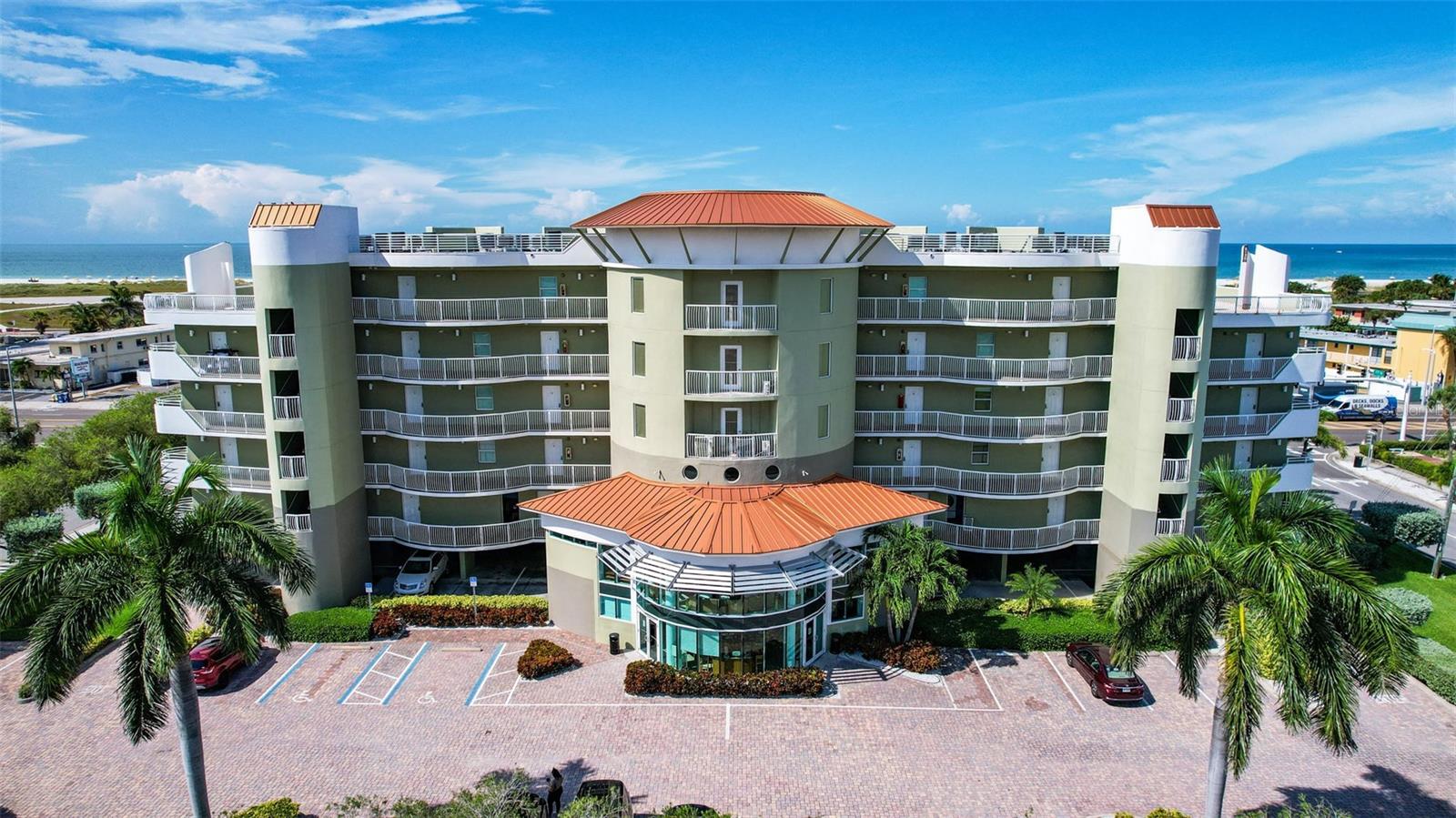 11605 Gulf Blvd #203