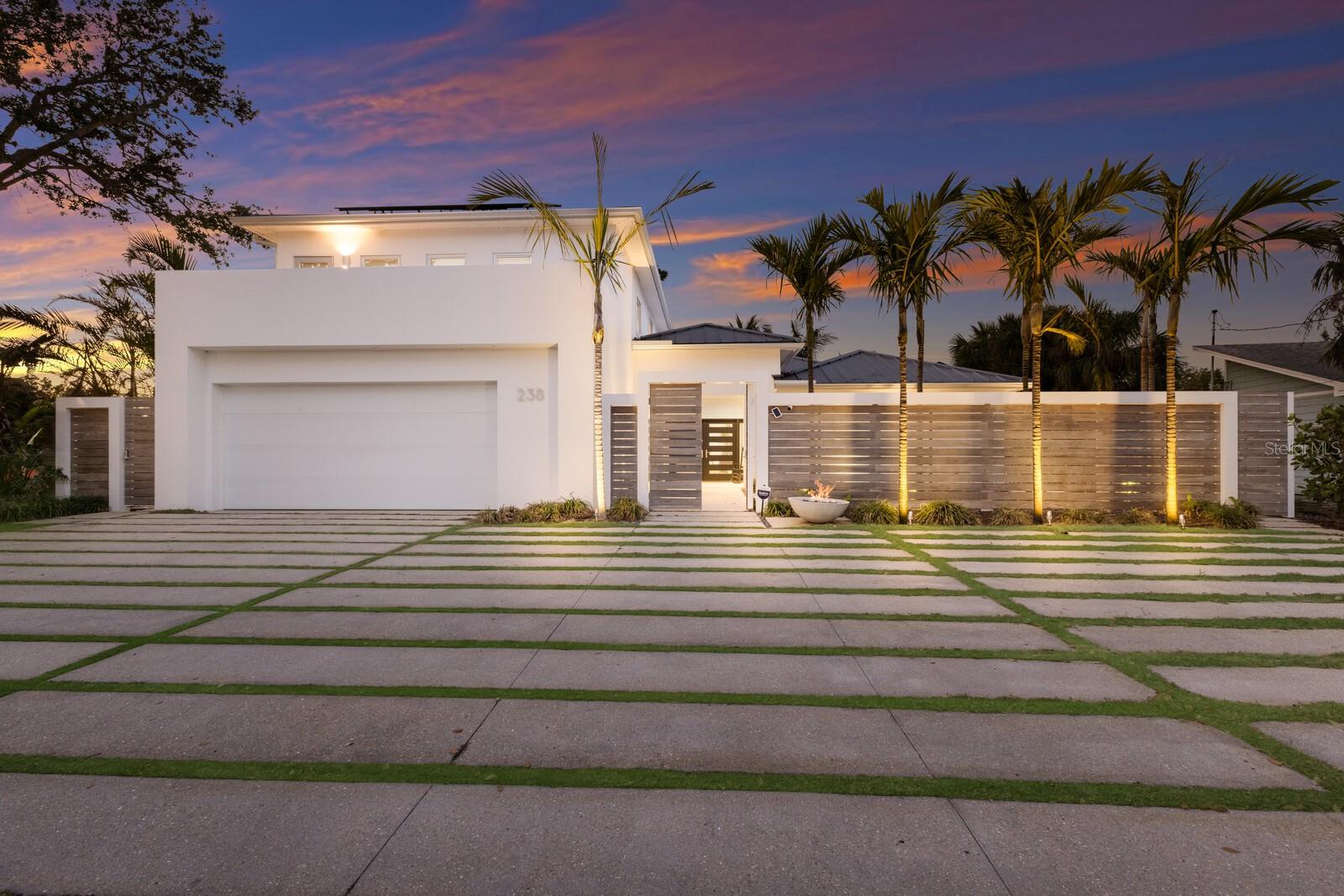 238 Island Cir