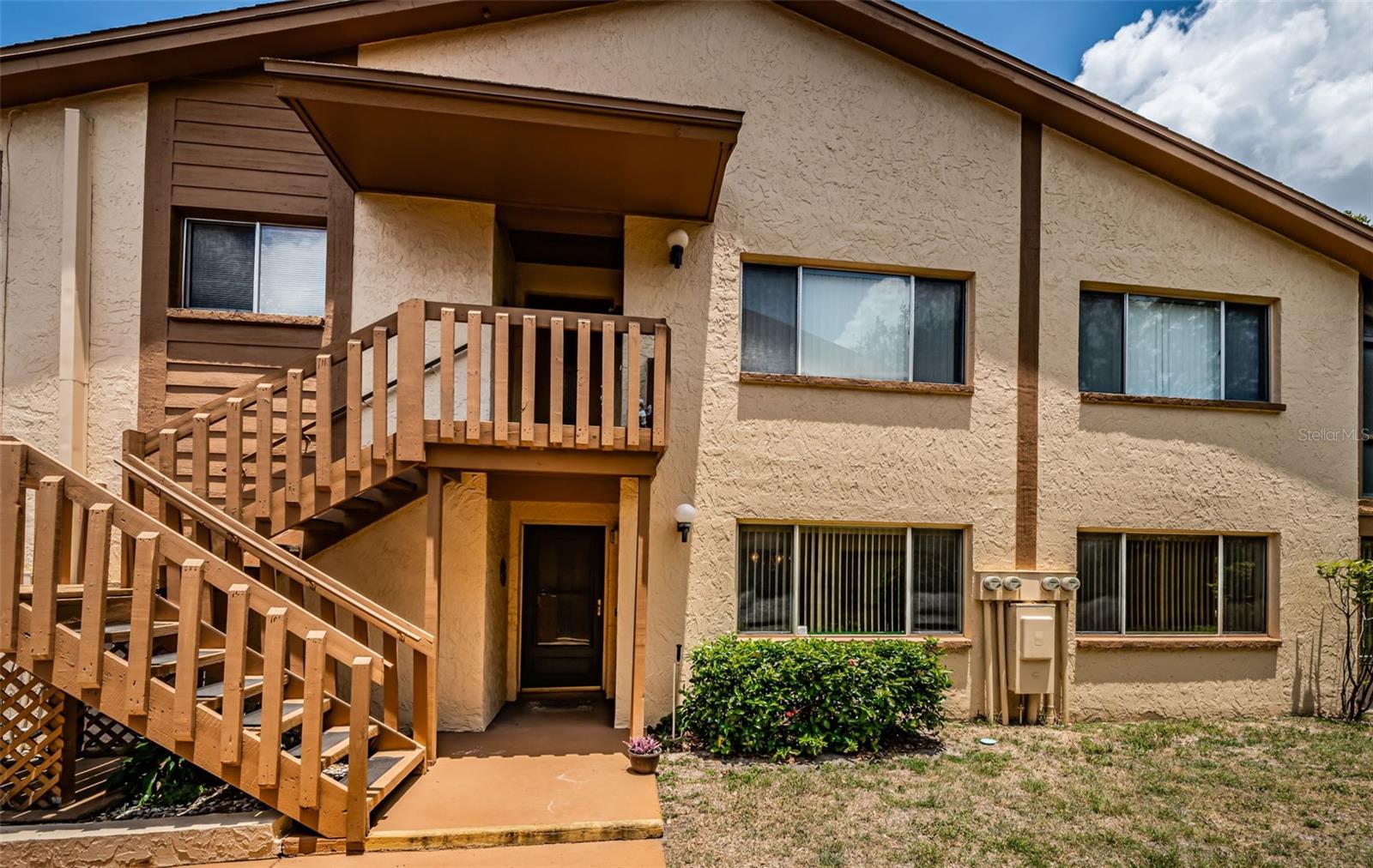 3838 Lanyard CT