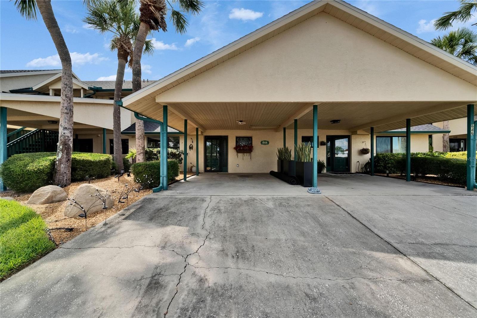 644 Yardarm Dr #22