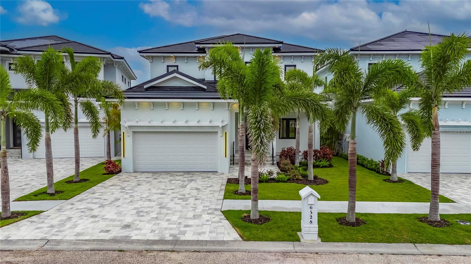 6528 Simone Shores Cir