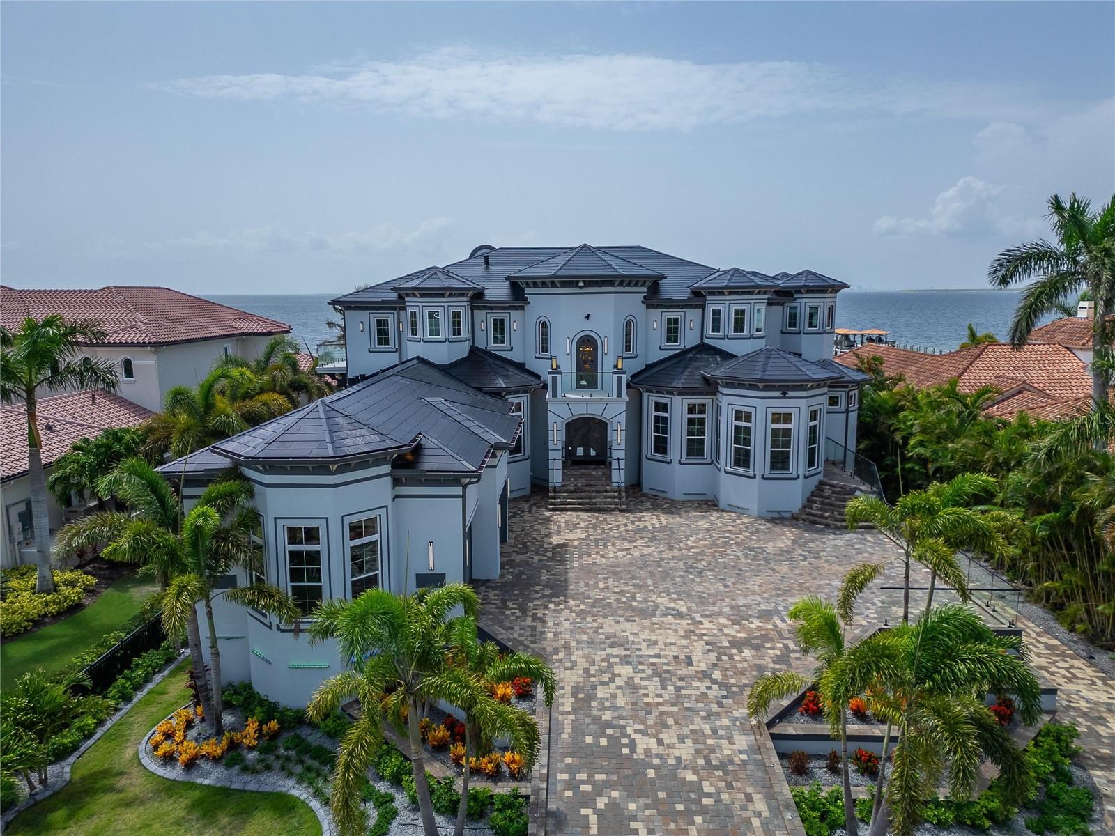 6526 Surfside Blvd