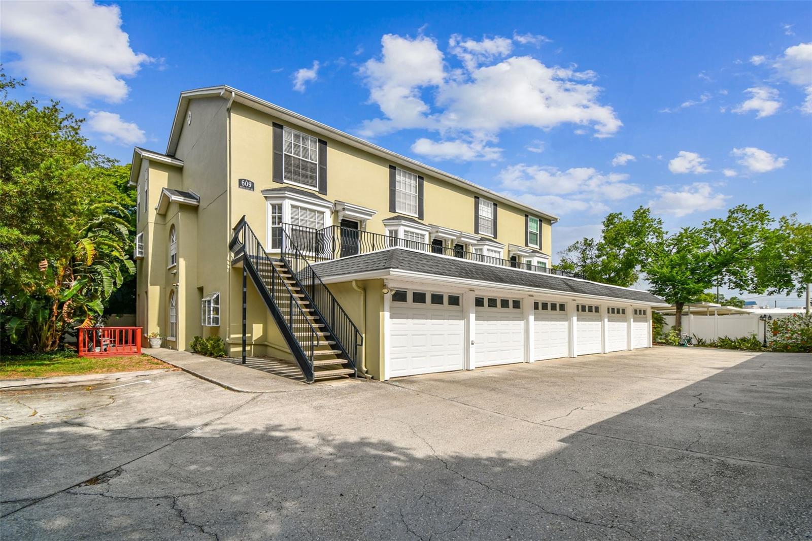 609 S Glen Ave #E