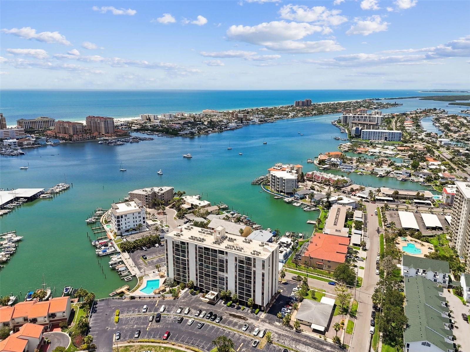 255 Dolphin Pt #207