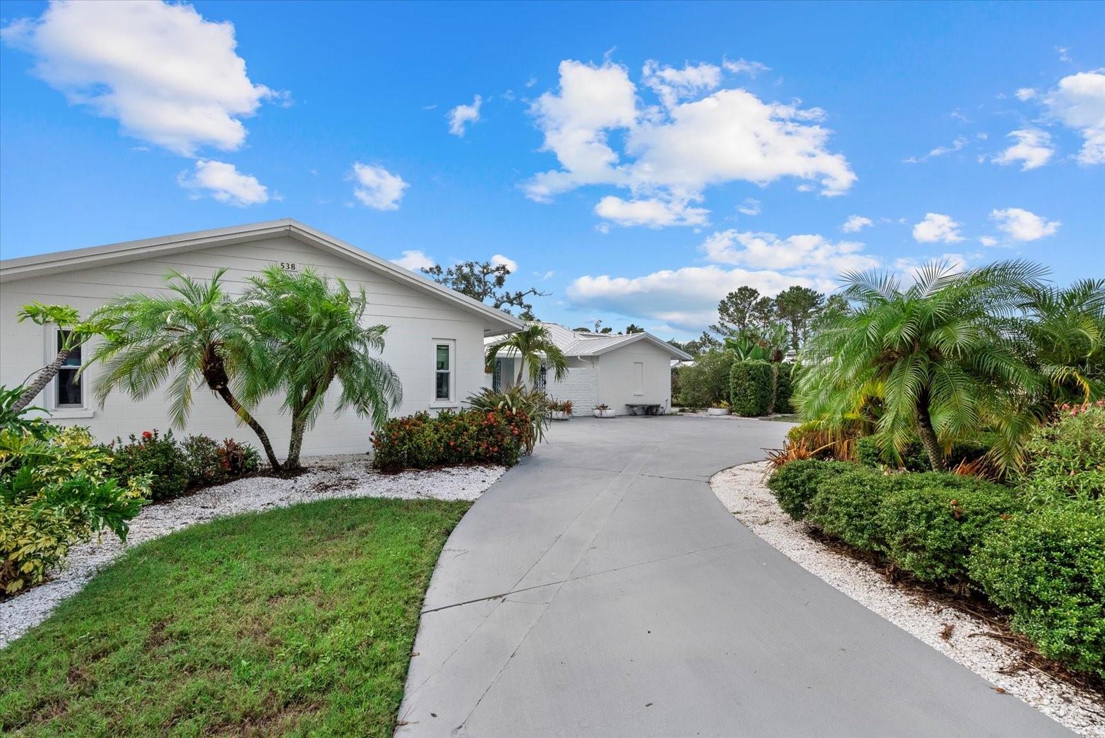 538 Magellan Dr
