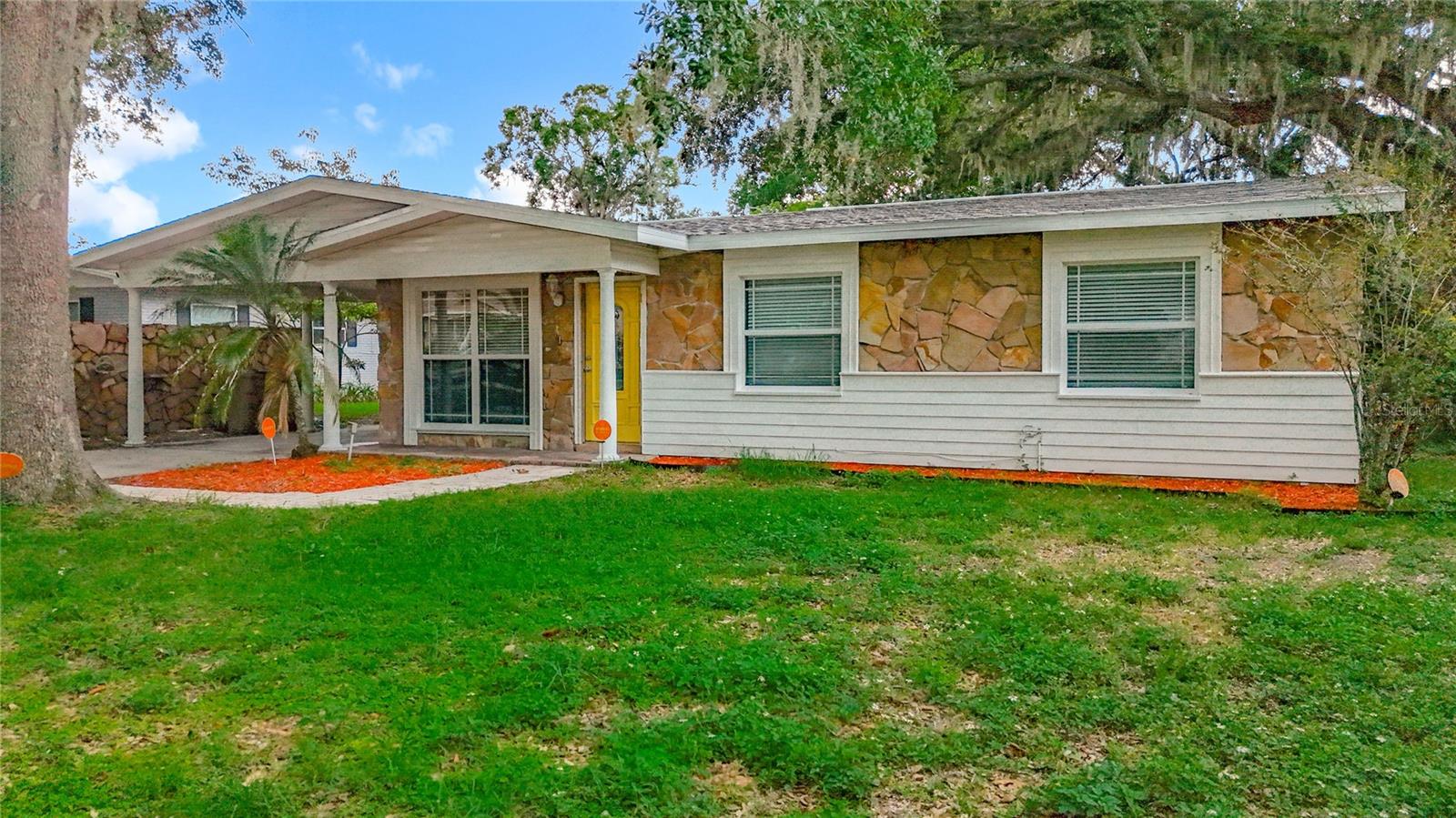 307 Fern Cliff Ave
