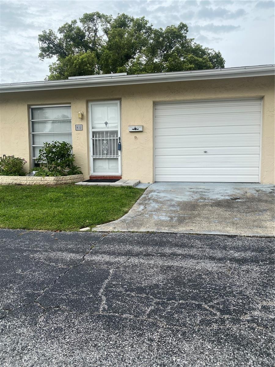 832 Cambridge CT