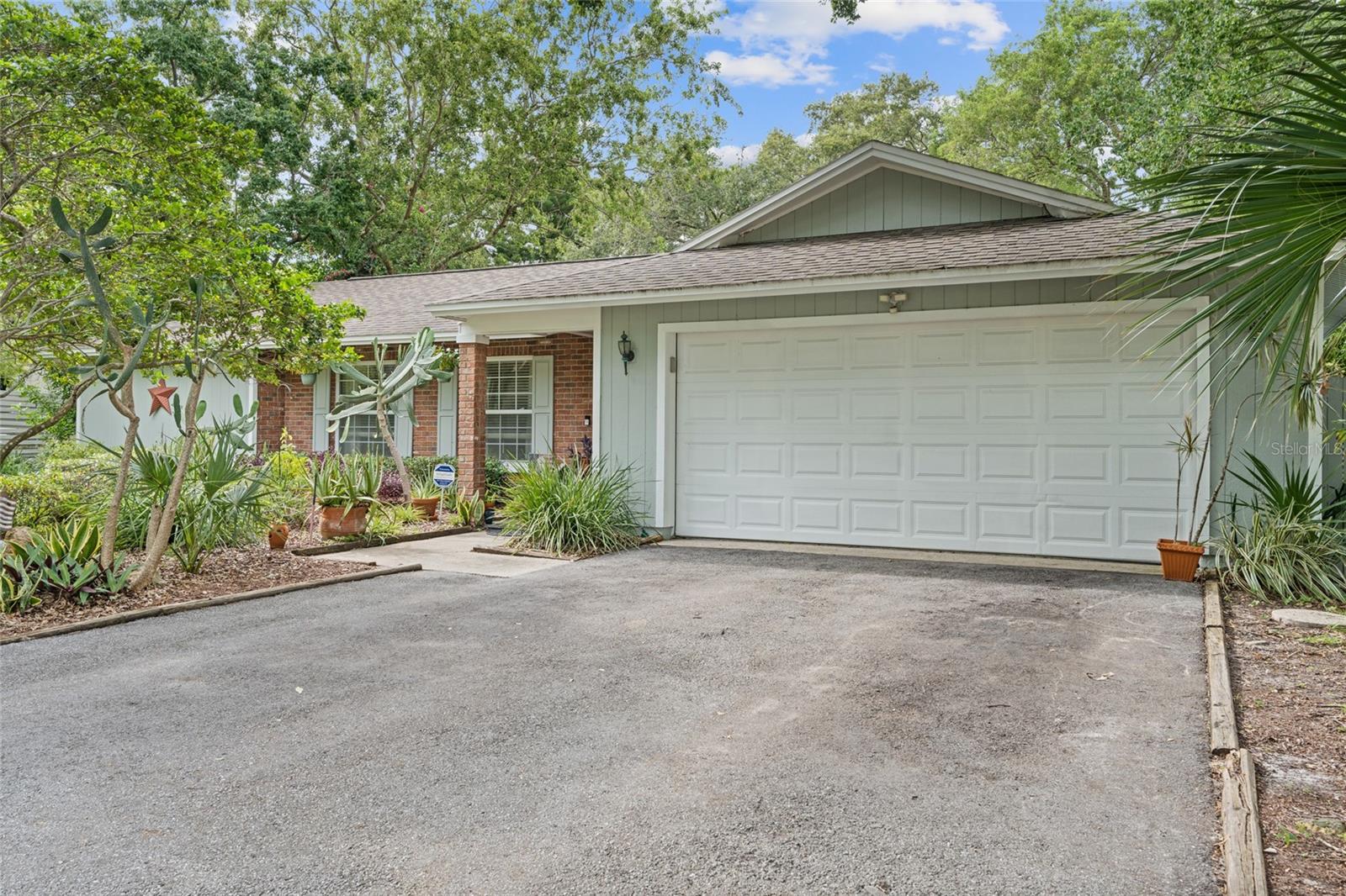 155 Woodcutter Ln