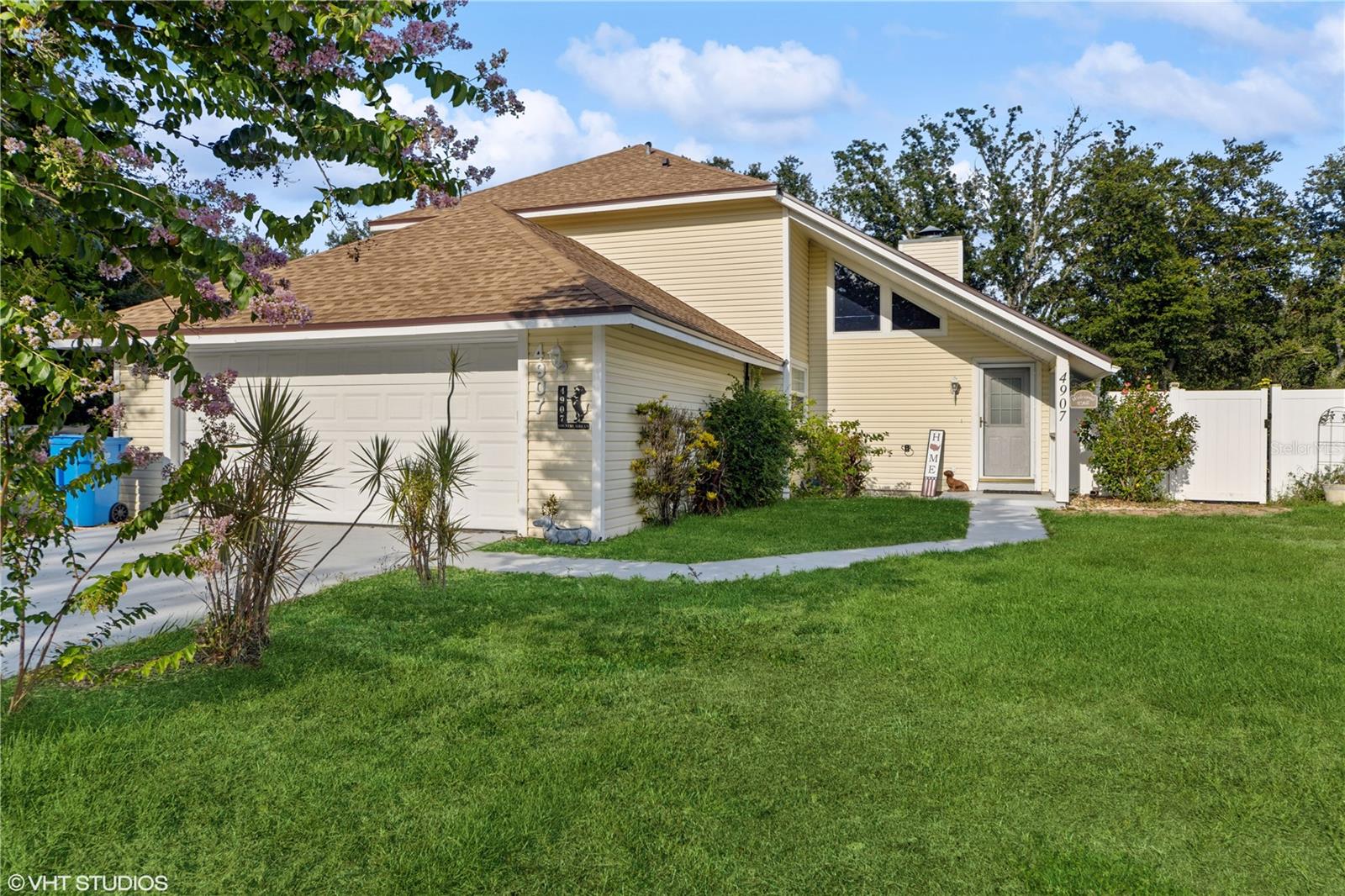 4907 Country Aire Ln