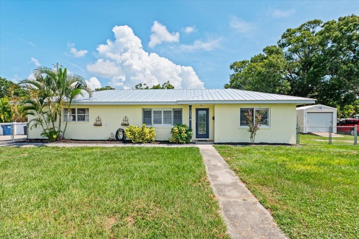 3402 15th Ave W