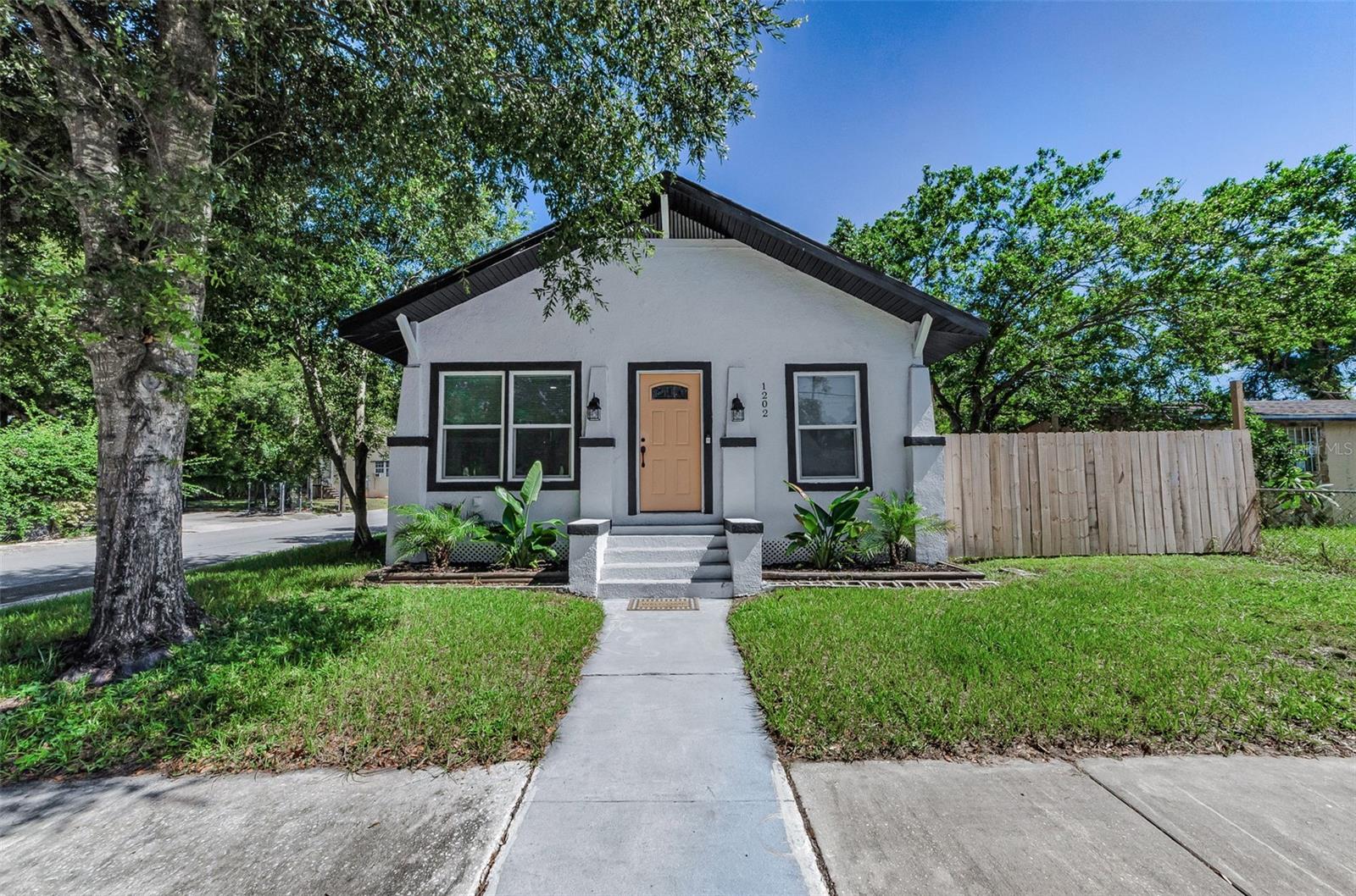 1202 E 32nd Ave