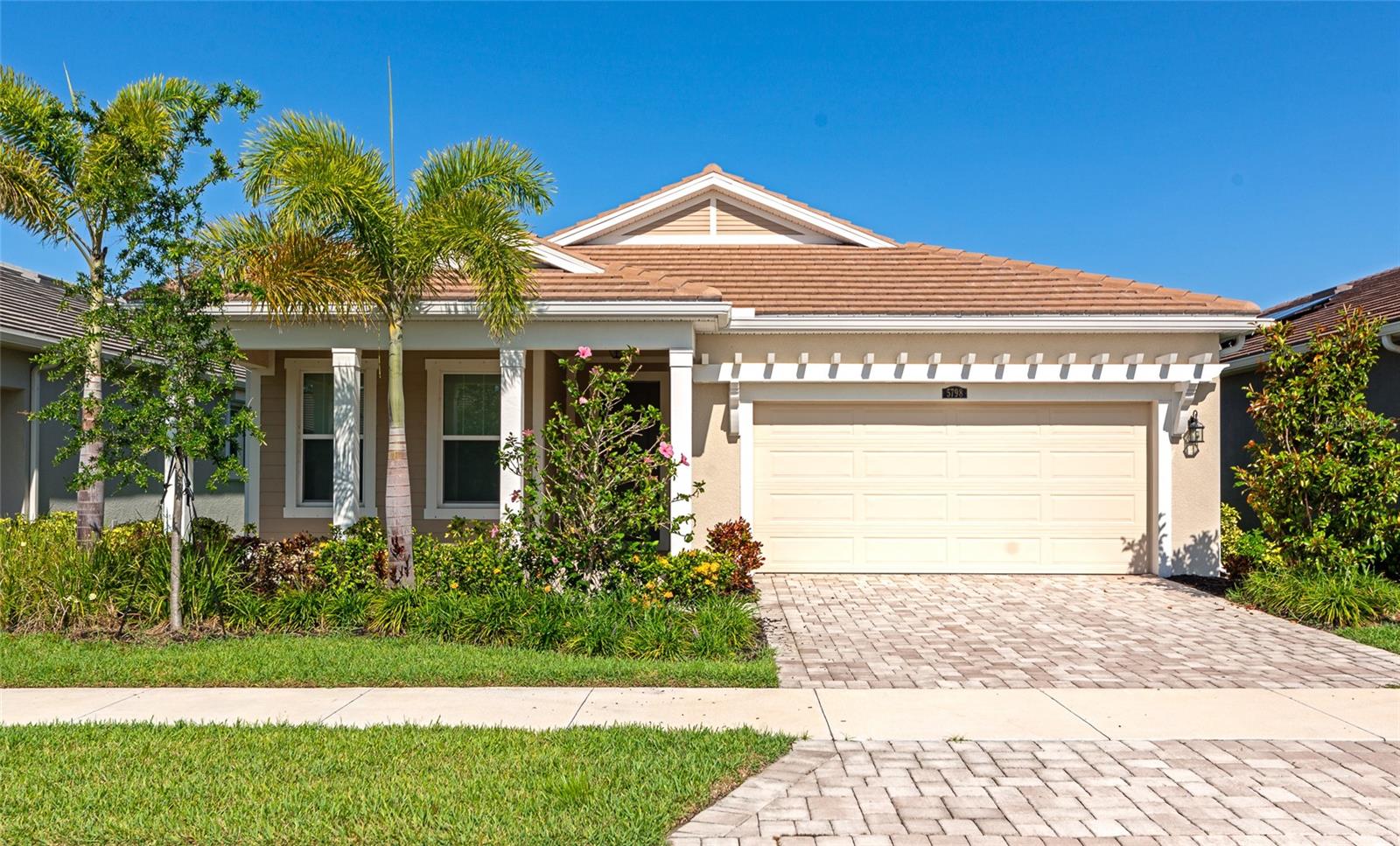 5798 Long Shore Loop