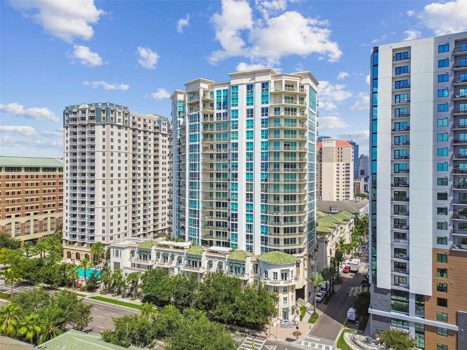 450 Knights Run Ave #502