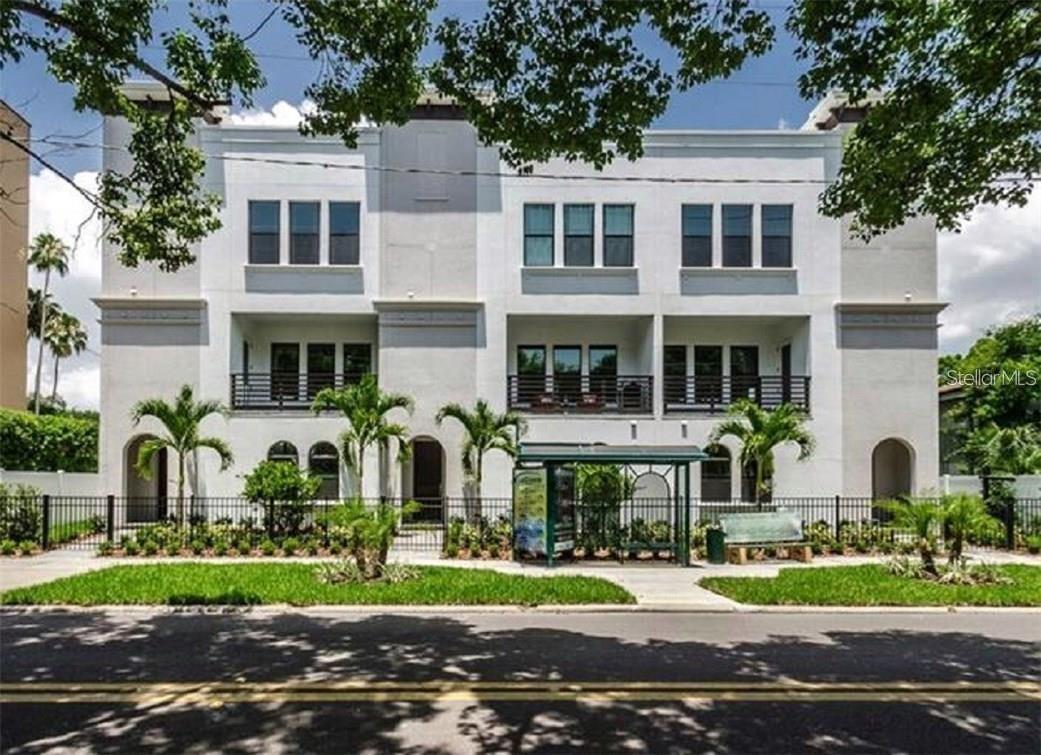 622 S Matanzas Ave