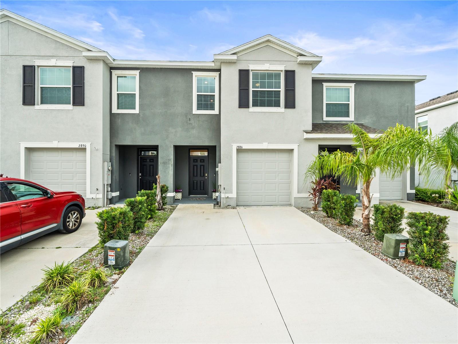 2886 Suncoast Plains Dr