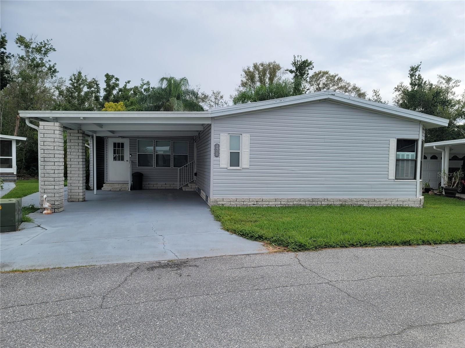 171 Dartmouth Dr