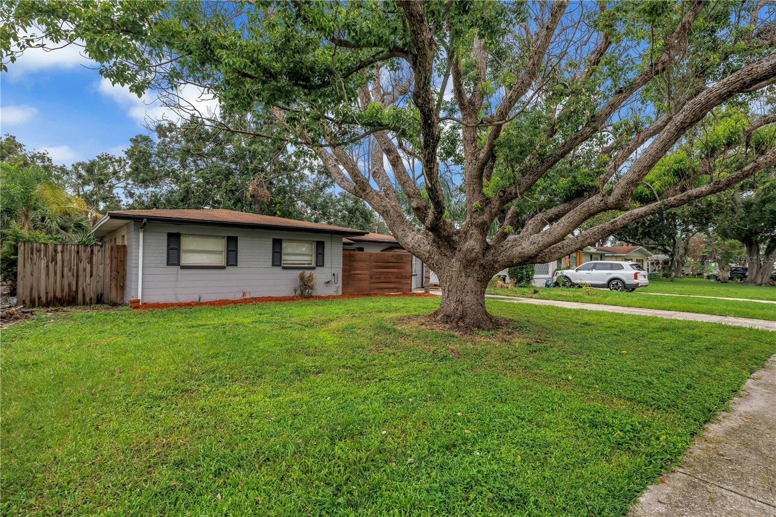 4708 W Coachman Ave