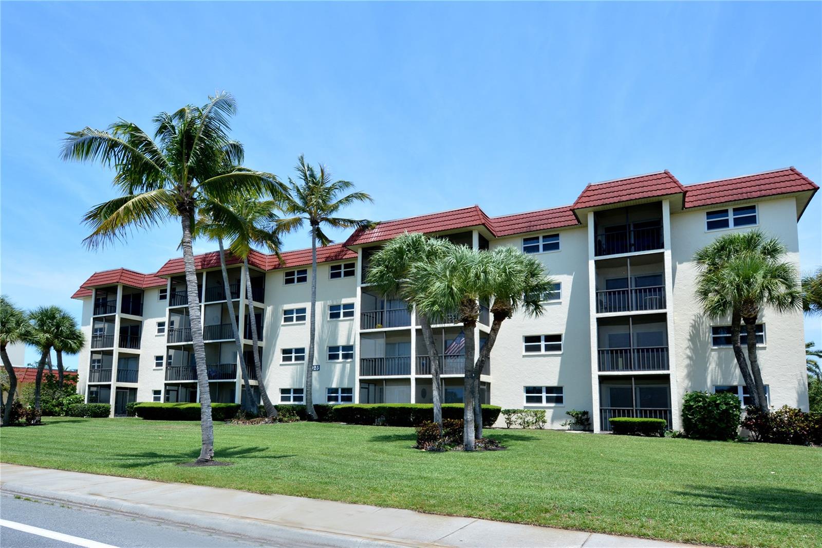 925 Beach Rd #310