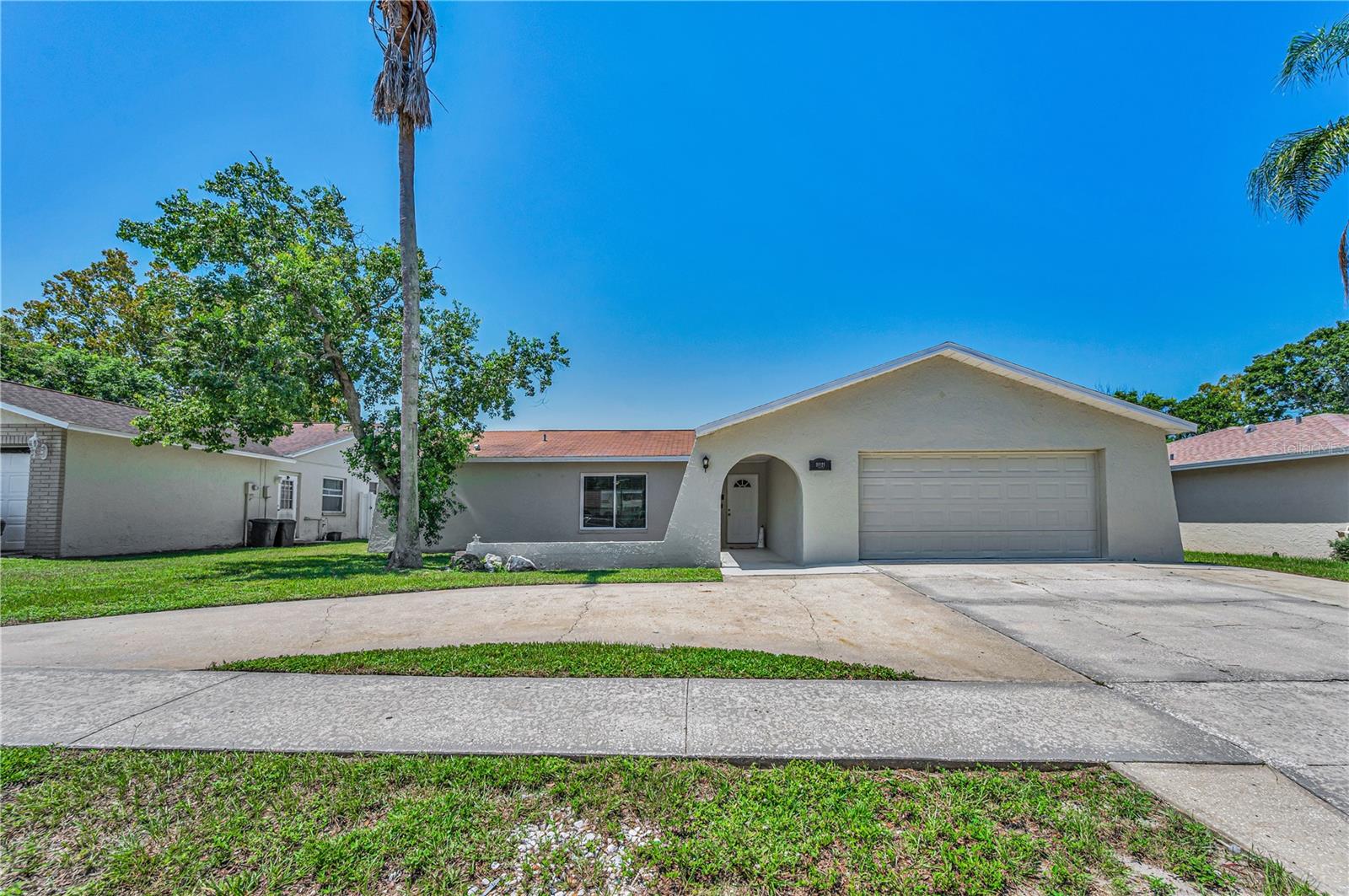11121 Peppertree Ln