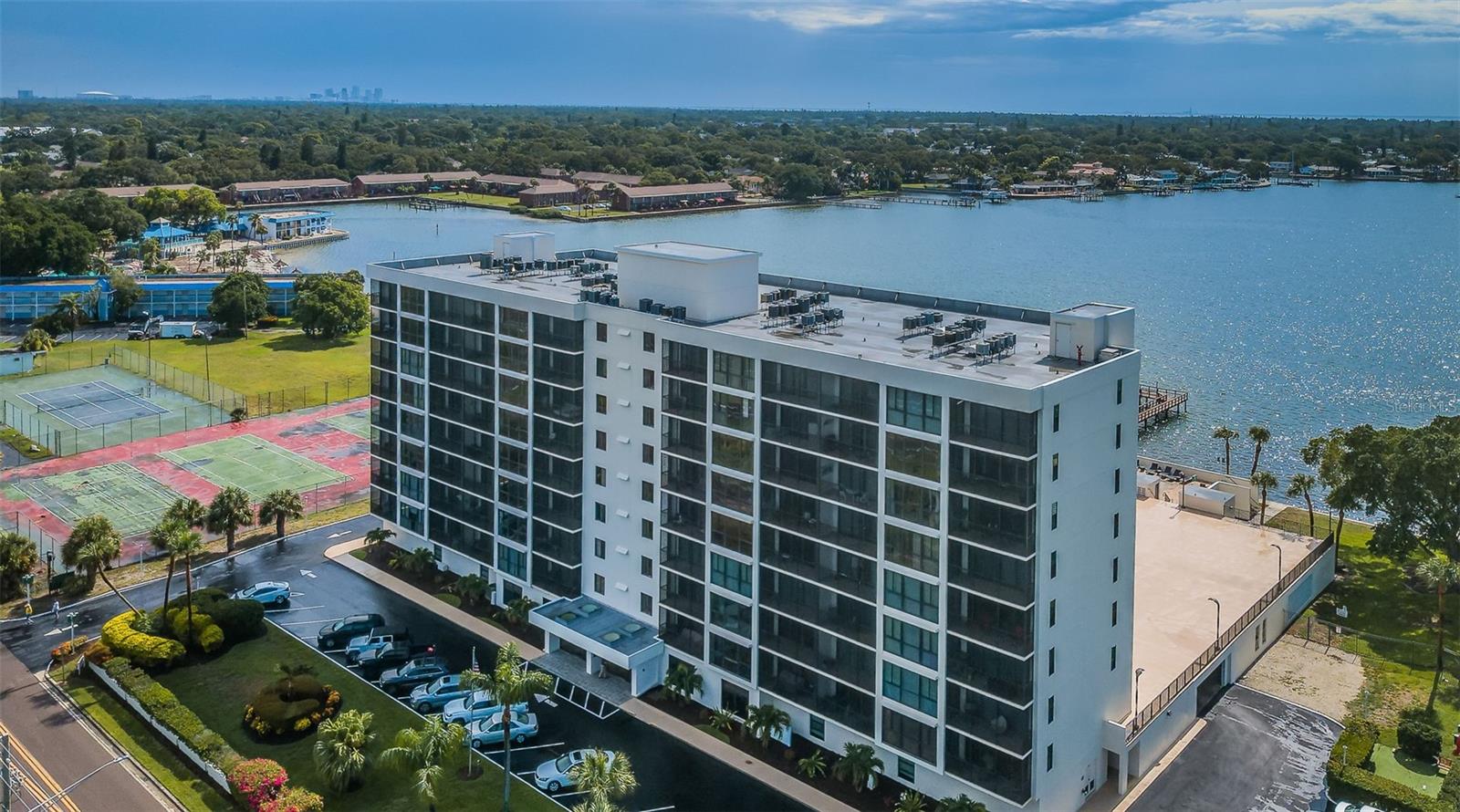 7100 Sunshine Skyway Ln S #608