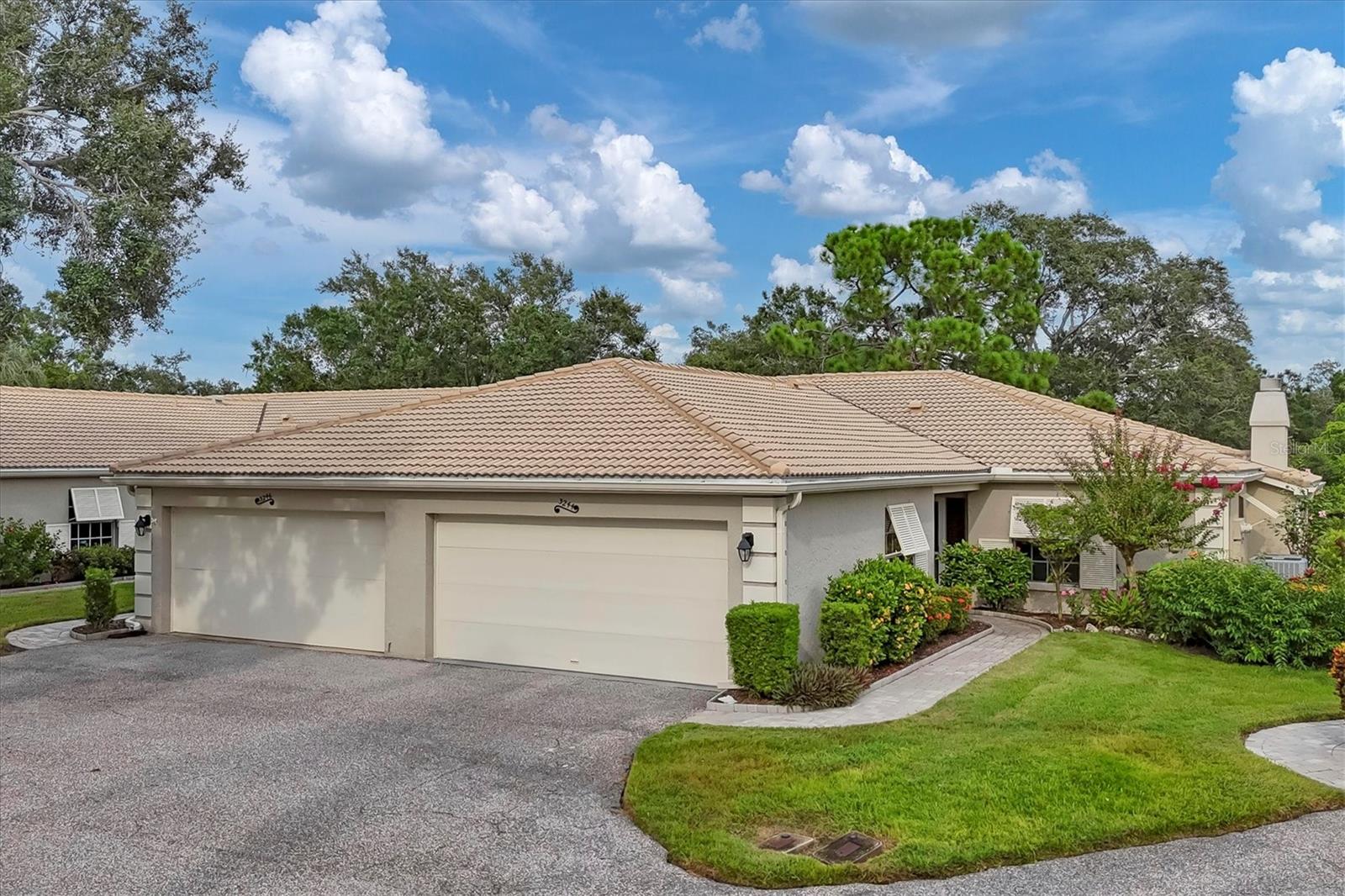3244 Ringwood Mdw #77