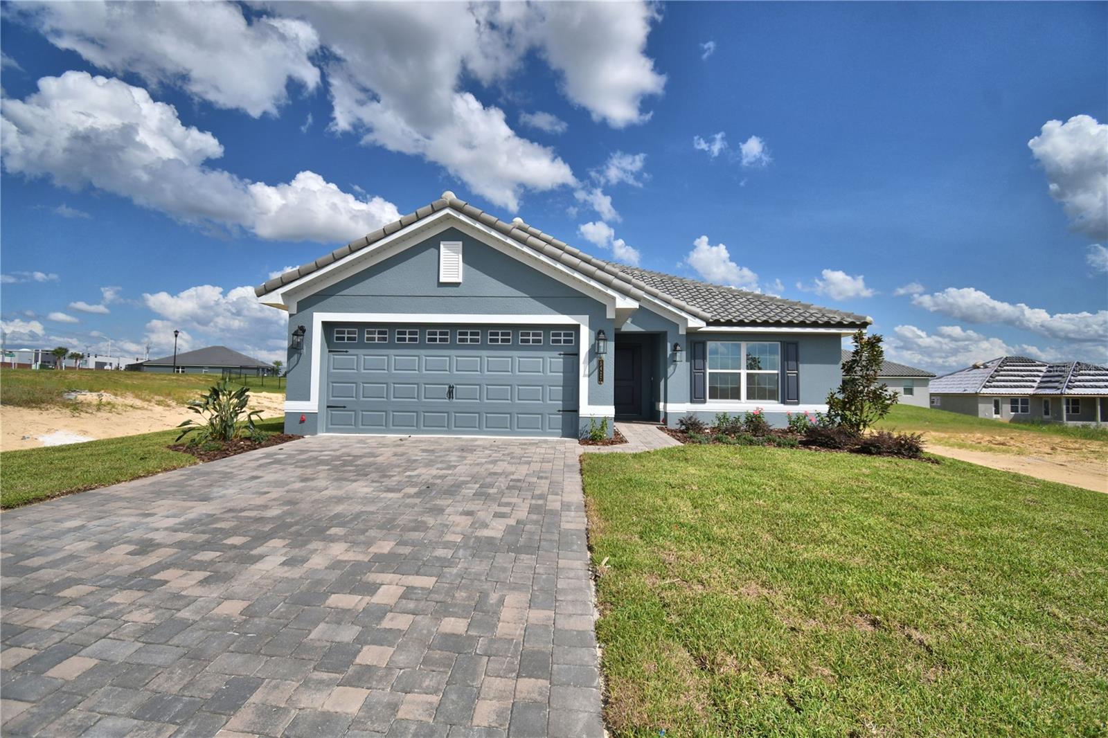 5427 Waterside Dr