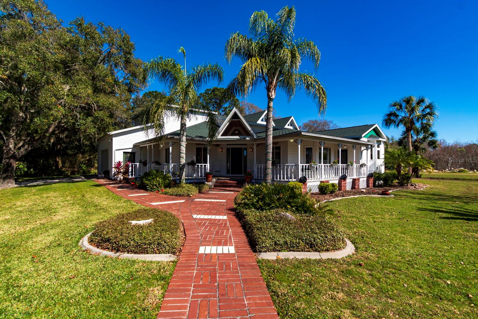 9215 Ridge Rd