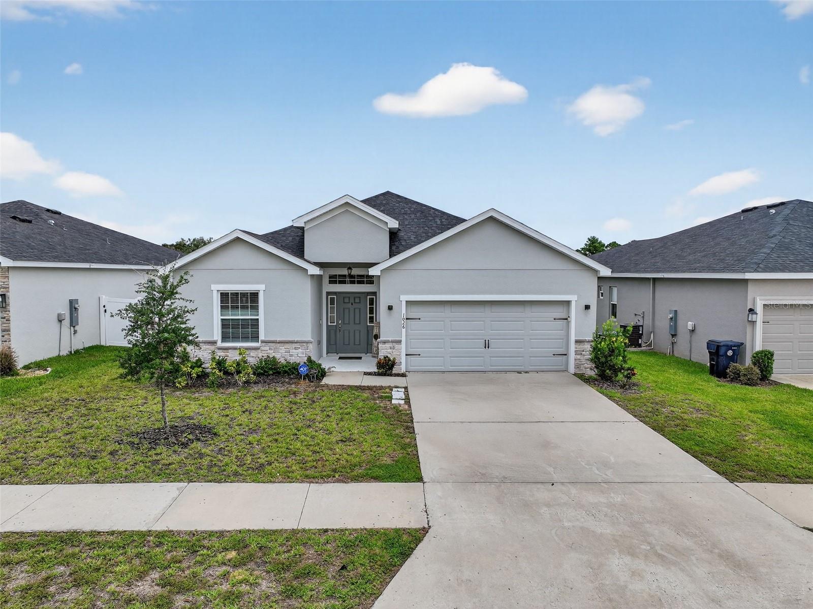 1026 Montgomery Ln