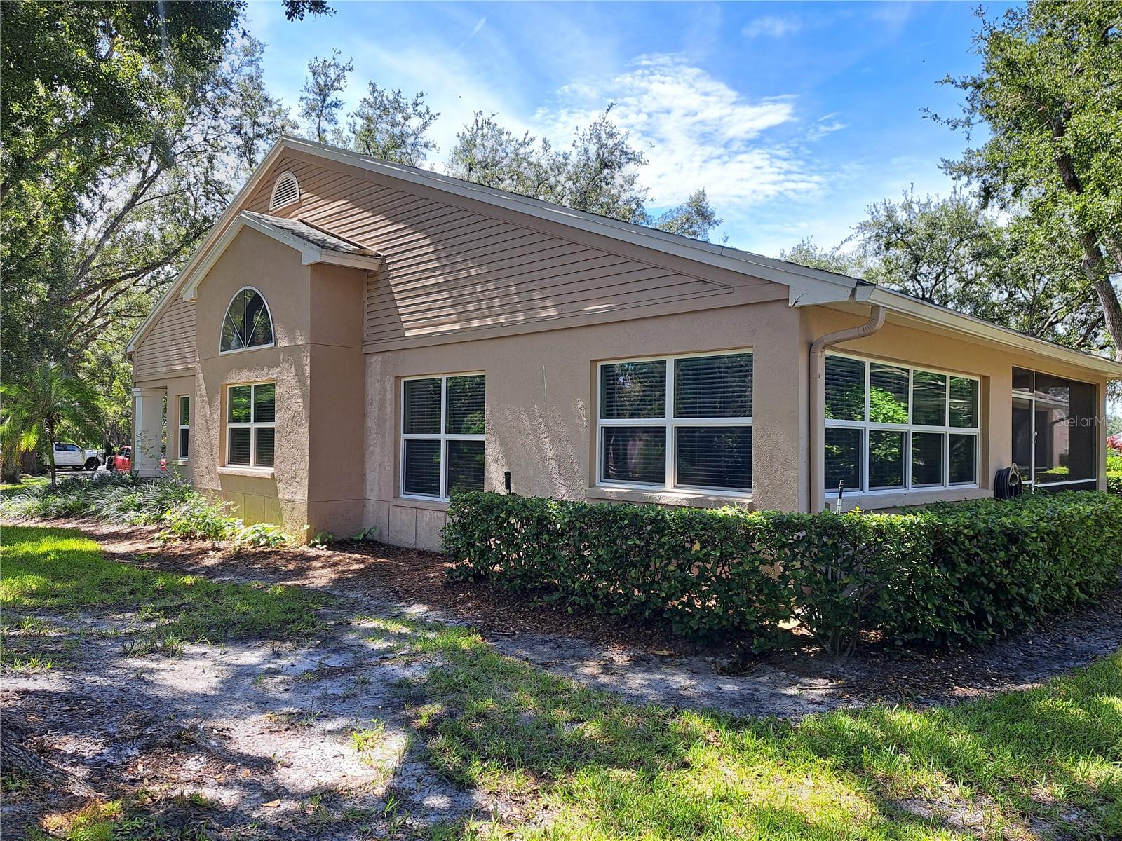 5316 Lochmead Ter