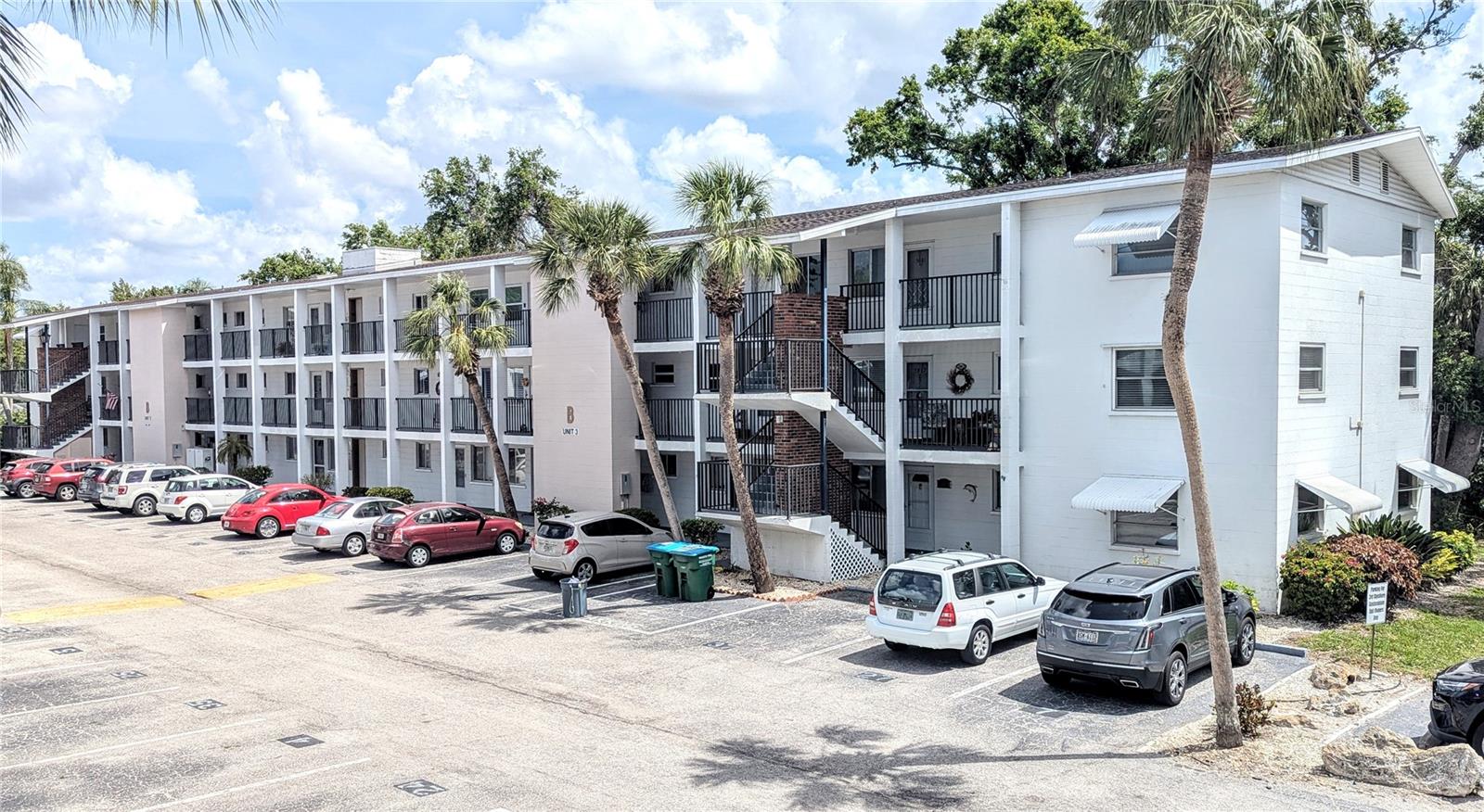 5855 Palm Ln #B21
