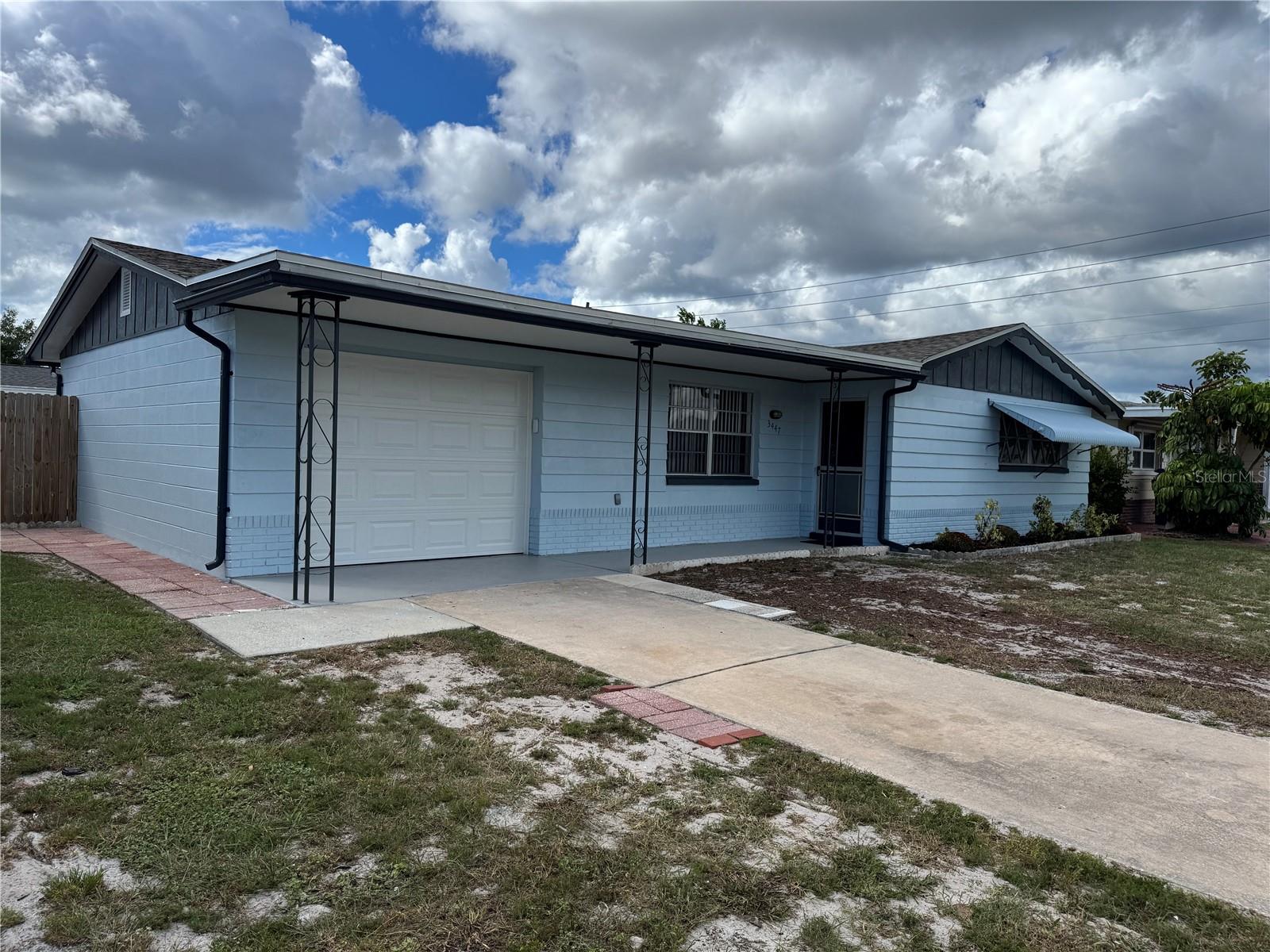 3447 Columbus Dr