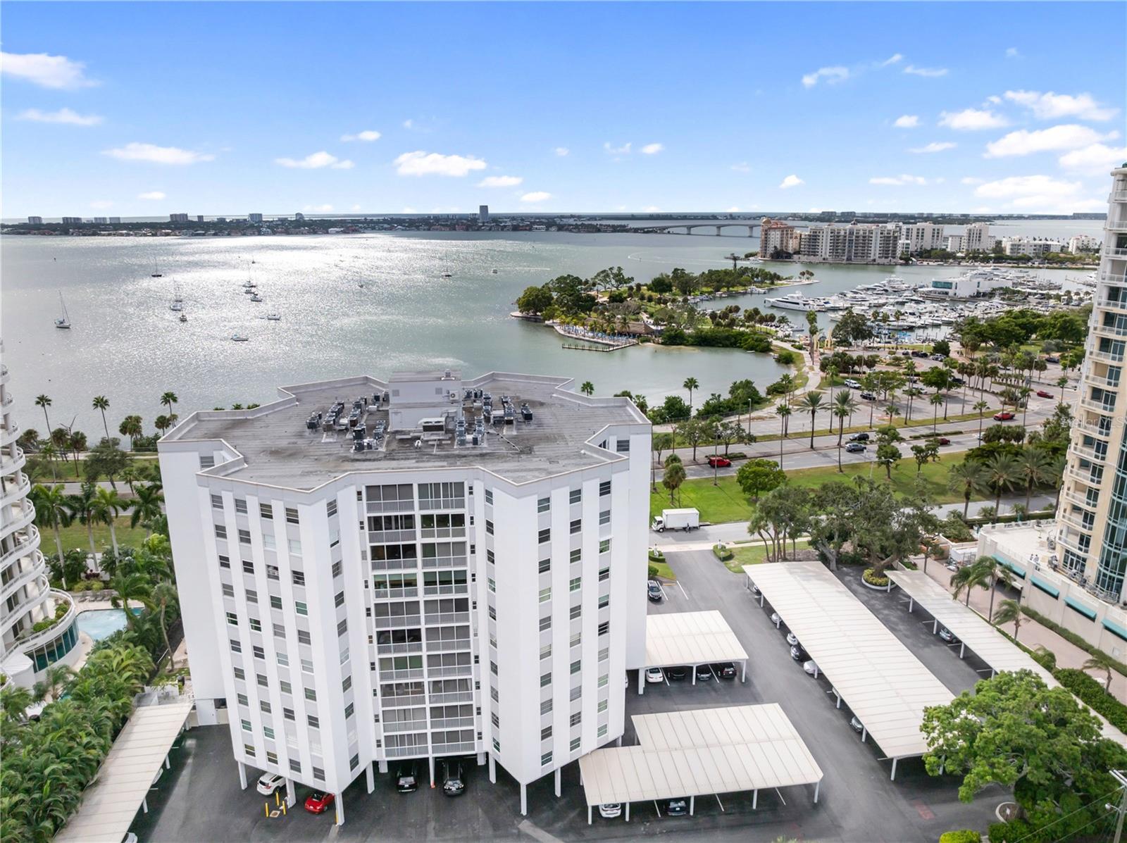 435 S Gulfstream Ave #403