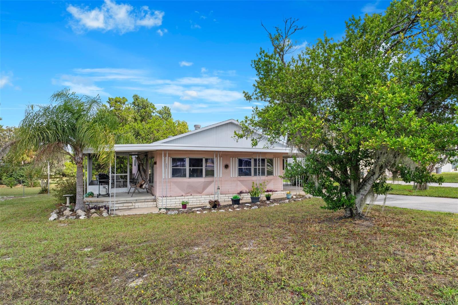12107 Eldorado Ave