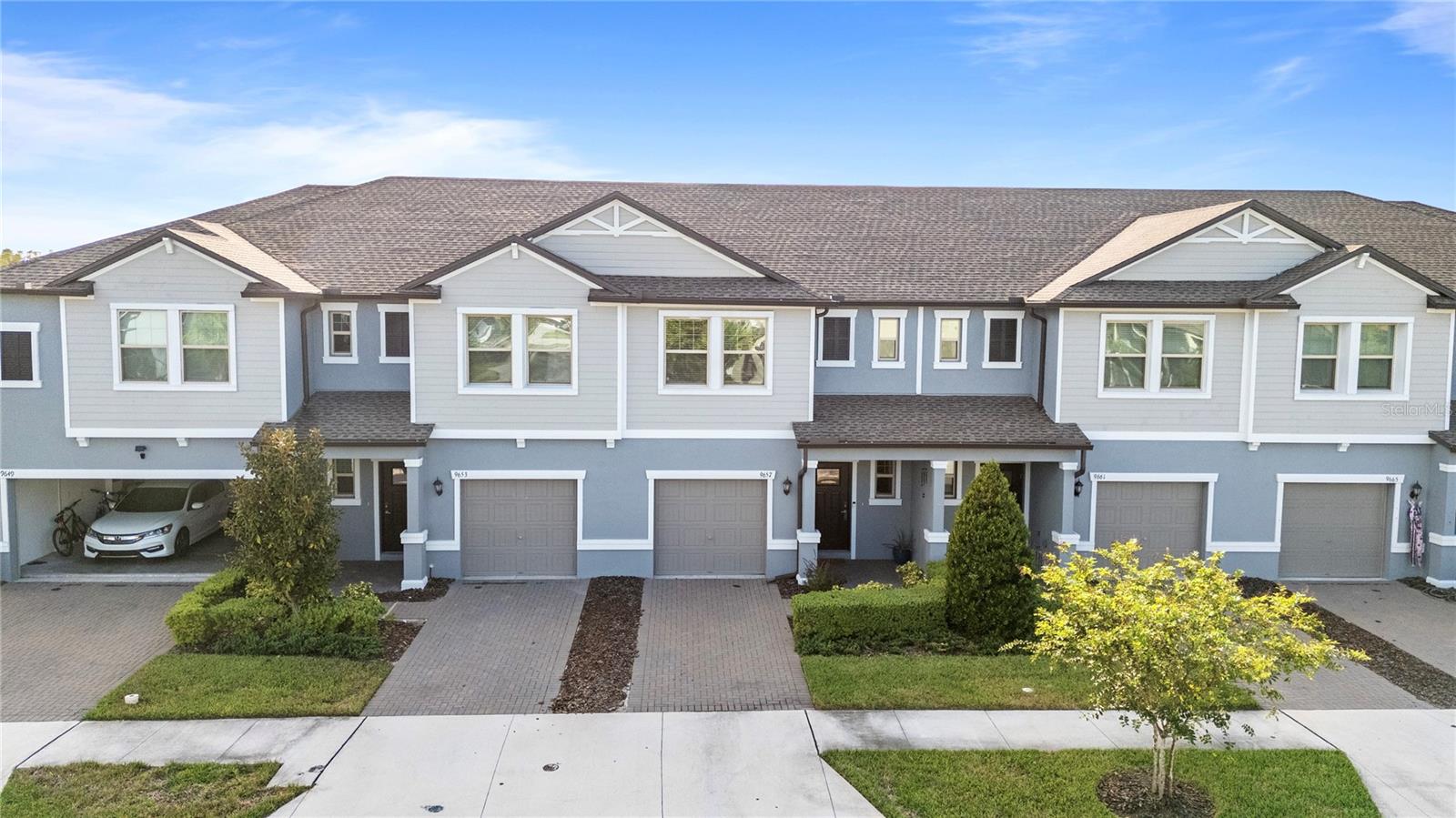 9657 Ashworth Pl