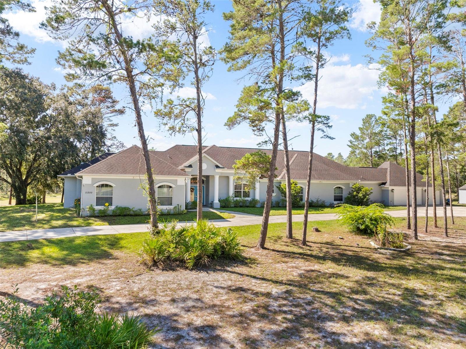 11200 Woodland Waters Blvd