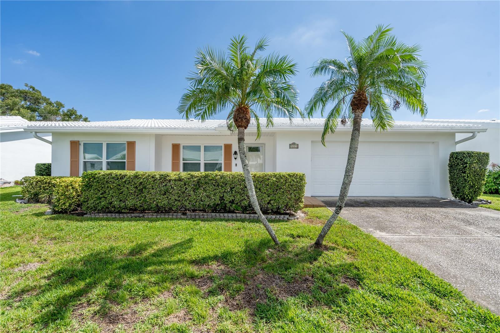 9221 40th Way N #5