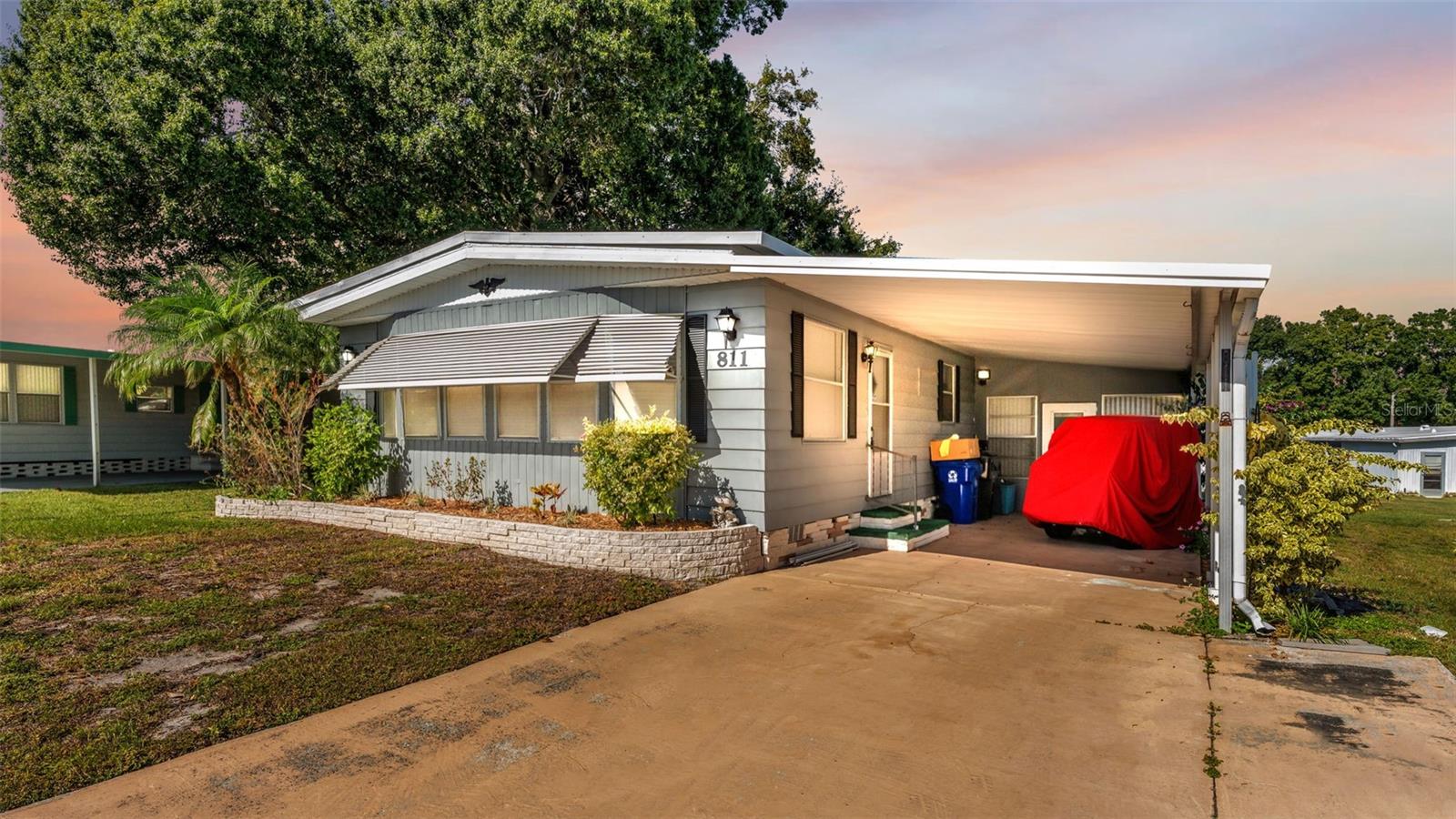 811 Elizabeth Ln