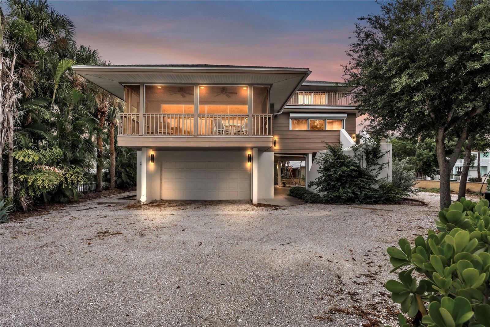 103 Sunset Ln