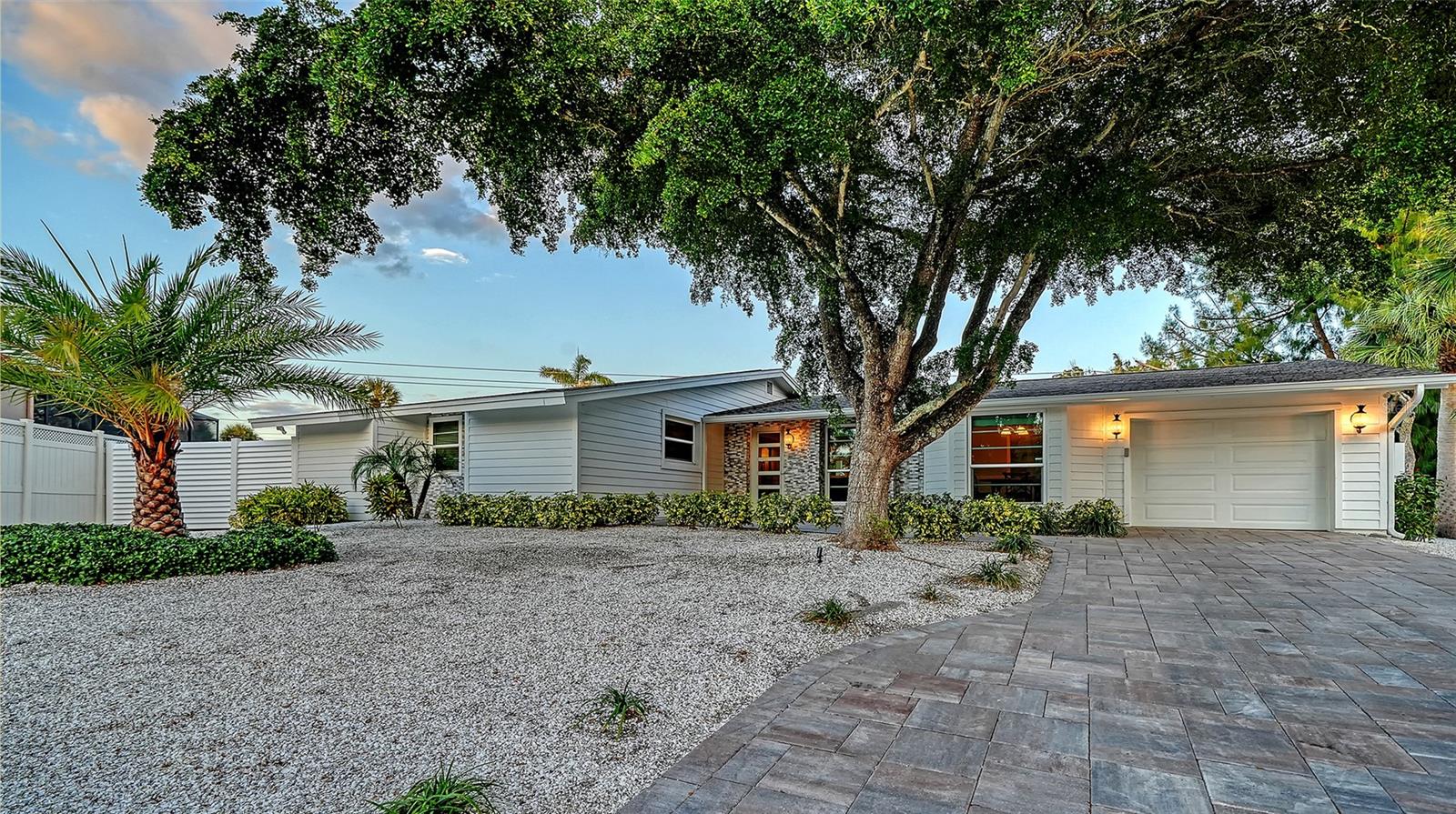 783 Birdsong Ln
