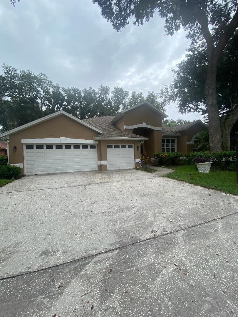 2243 Eagle Bluff Dr