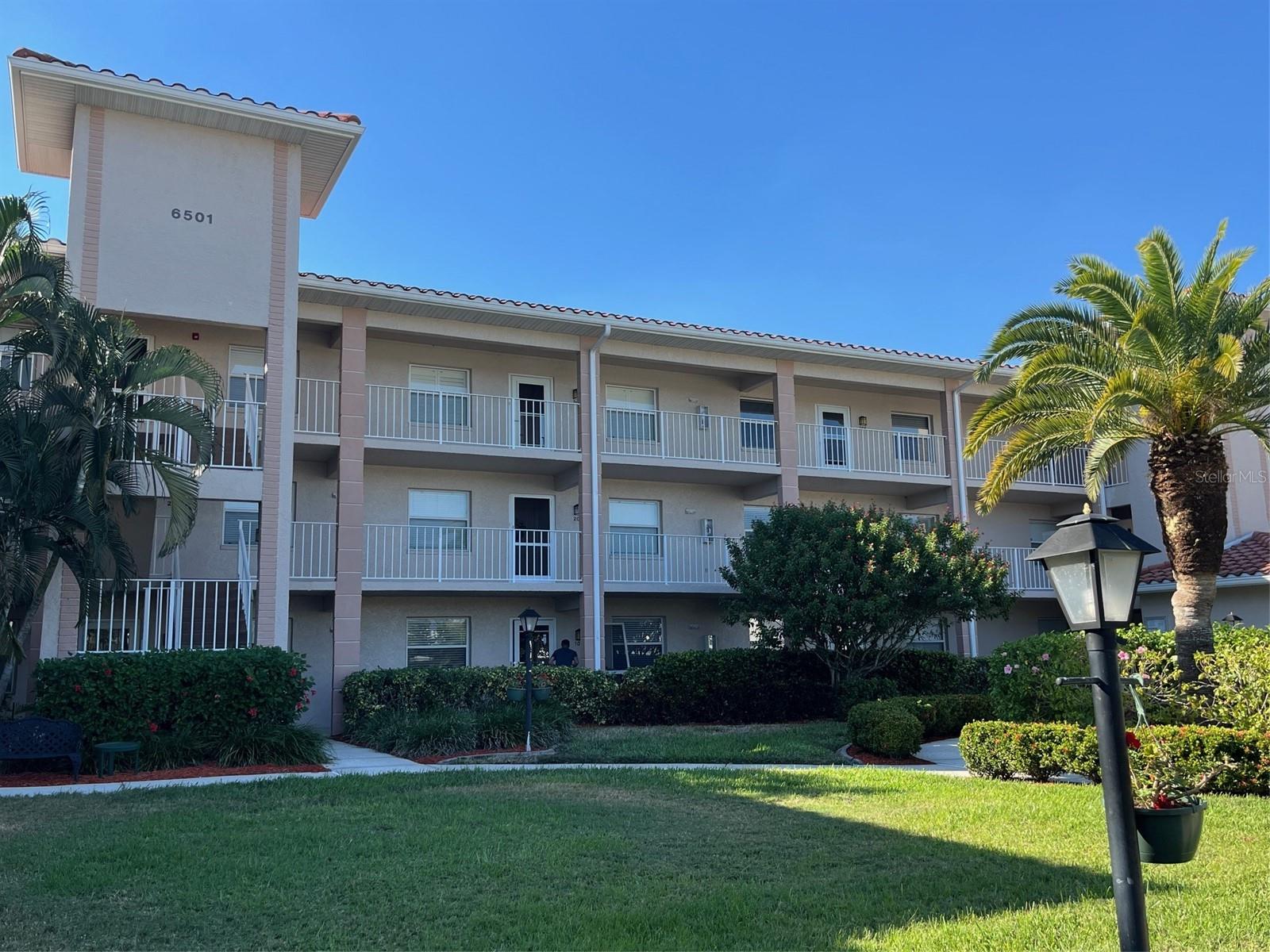 6501 Stone River Rd #306