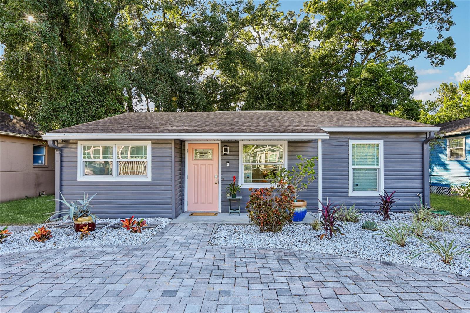 4104 N Seminole Ave