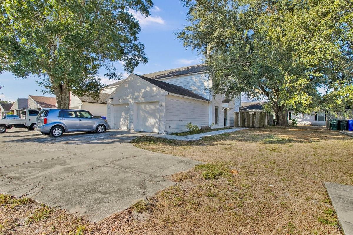 1817 Crystal Grove Dr