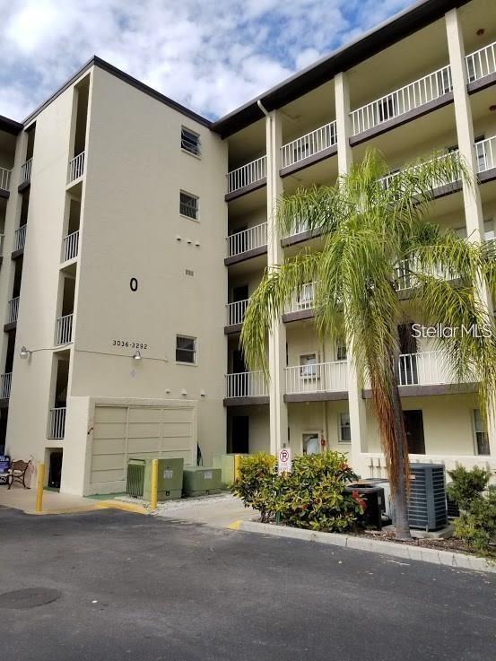3288 Lake Bayshore Dr #523