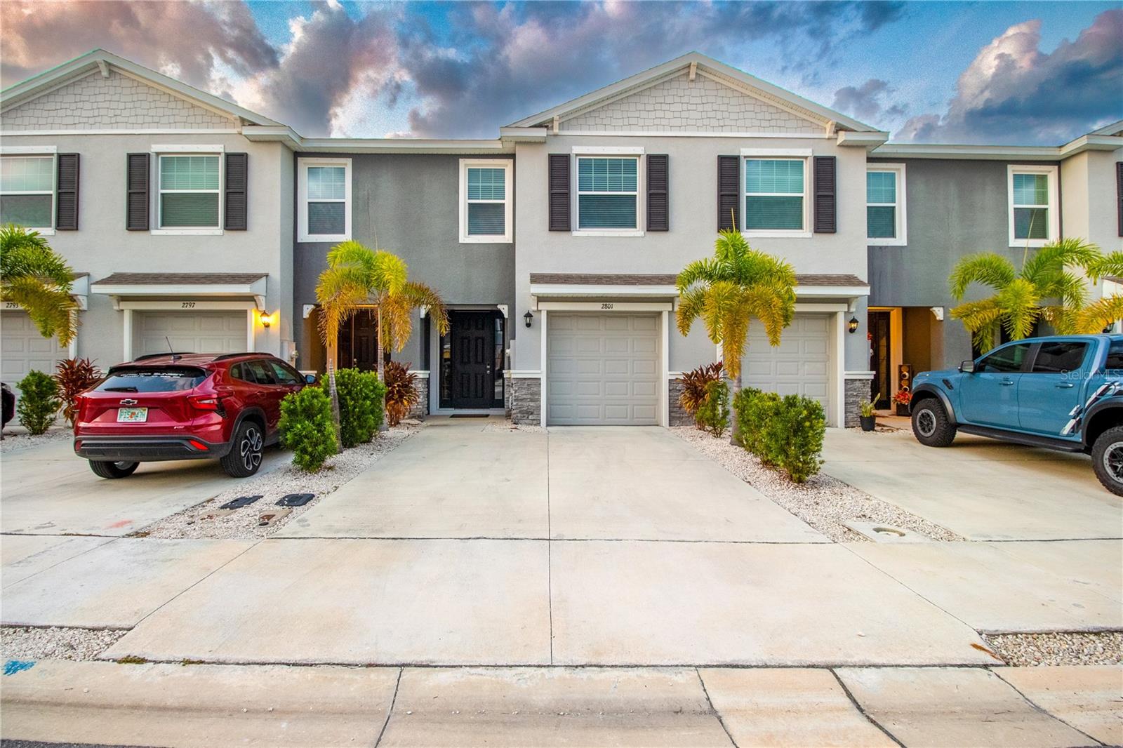 2801 Midnight Pearl Dr